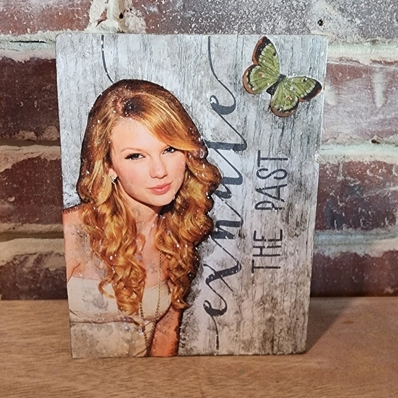 Taylor Swift Fearless Inspired Exhale The Past Art Block/ Wall Hanging - Picture 2 of 7